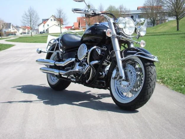 Yamaha XVS 1100 A Drag Star Classic