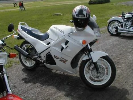 Honda VFR 750 F