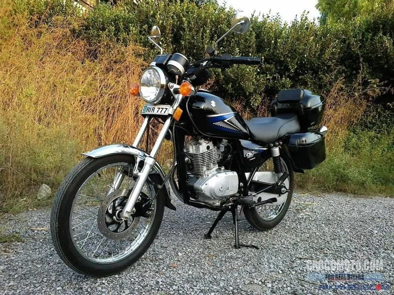 Suzuki Mola 150