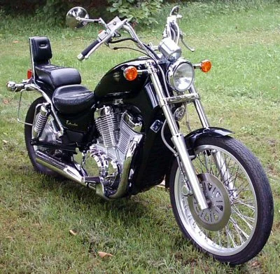 Suzuki VS 600 GL Intruder