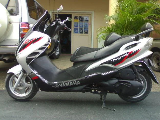 Yamaha Majesty 180