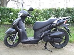 Suzuki Sixteen 125