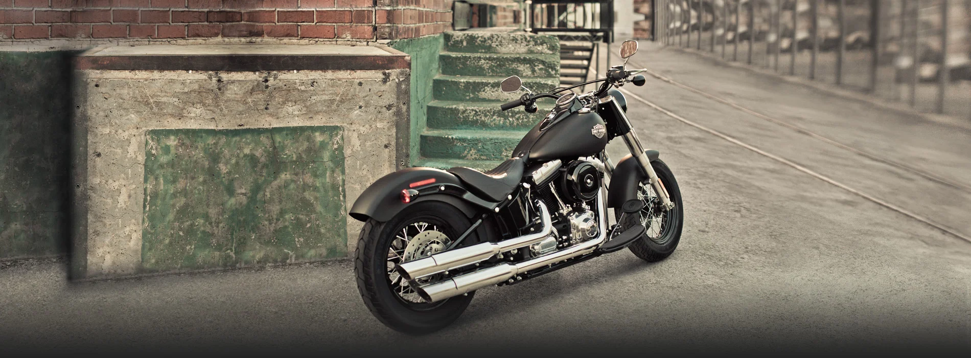 Harley-Davidson Softail Blackline Dark Custom