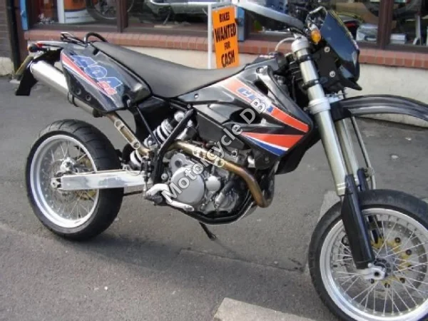 CCM 404 DS Supermoto