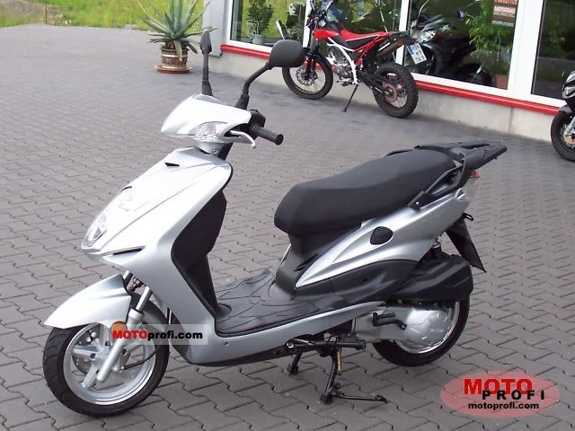 Daelim Delfino 125