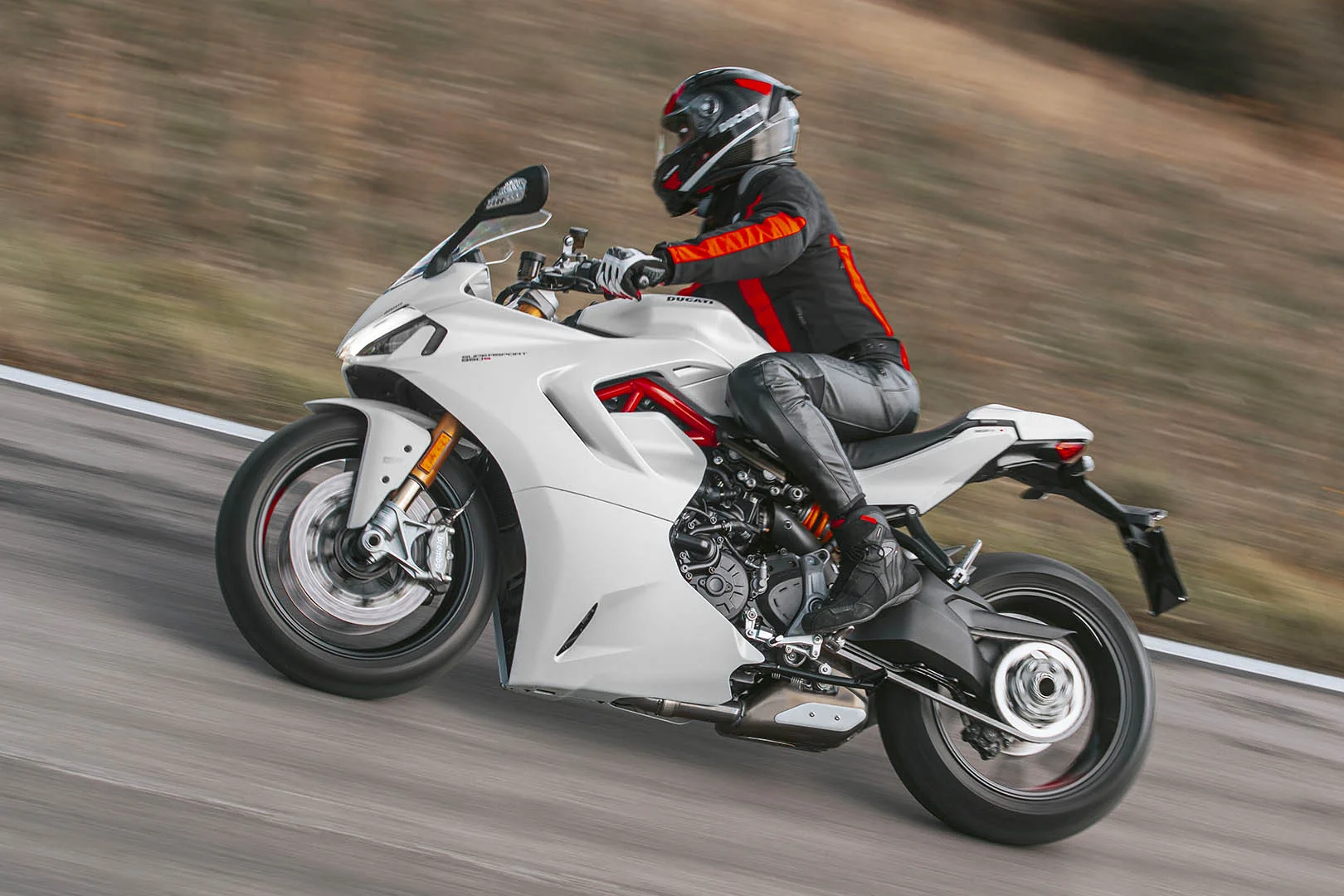 Ducati Supersport 950 S
