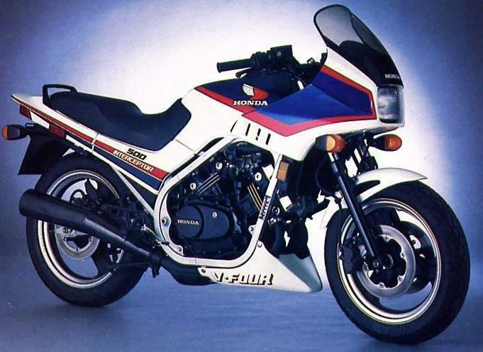 Honda VF 500 F