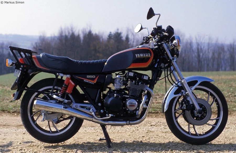 Yamaha XJ 550
