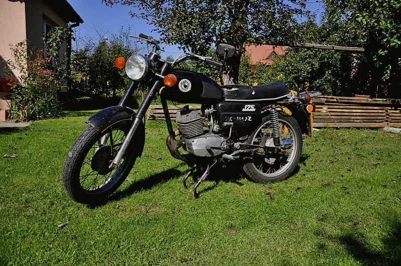 WSK 175 W 21 B 2 S 2 1977