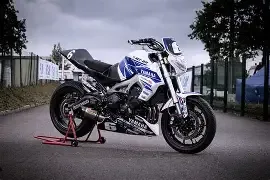 Yamaha FZR 750 R (reduced effect)