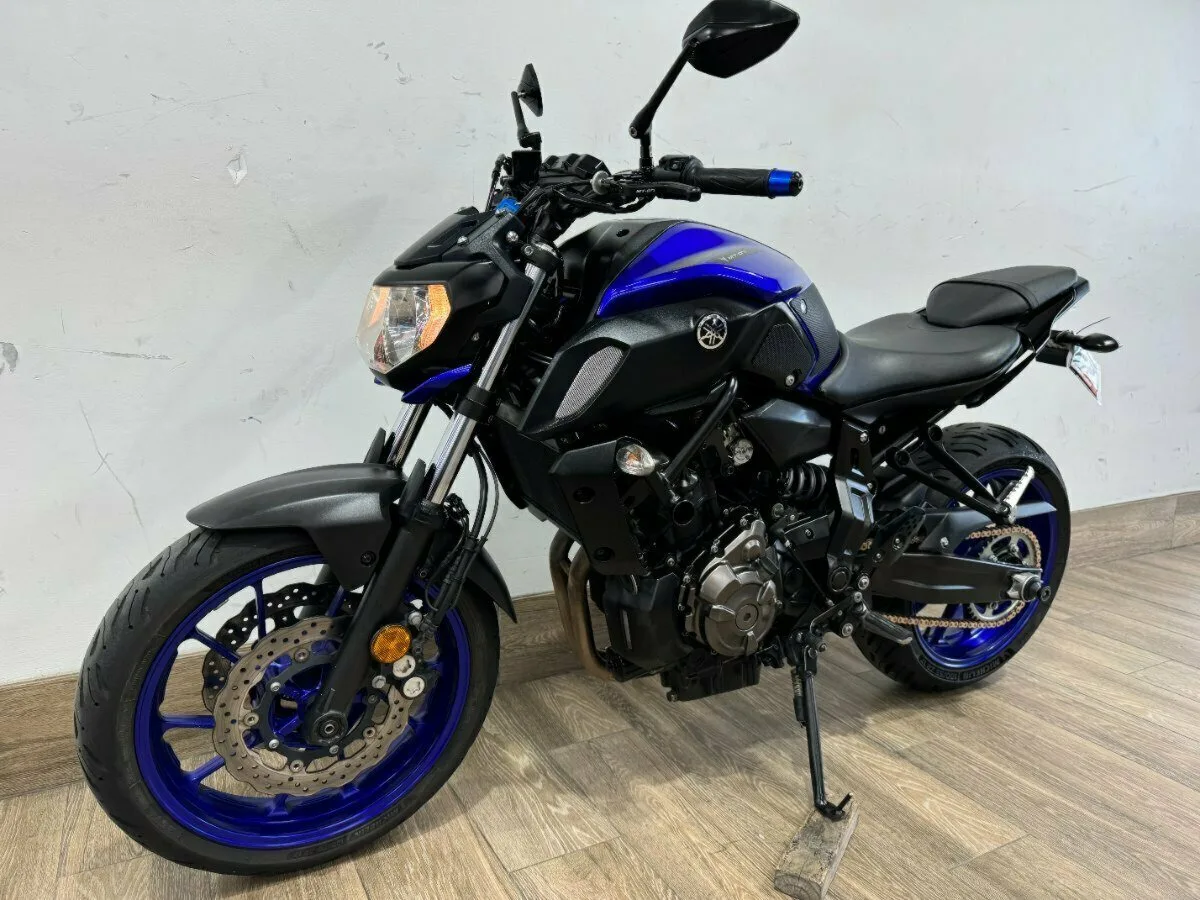 Yamaha MT-07 LA