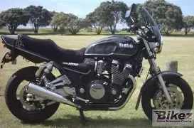 Yamaha XJR 1200