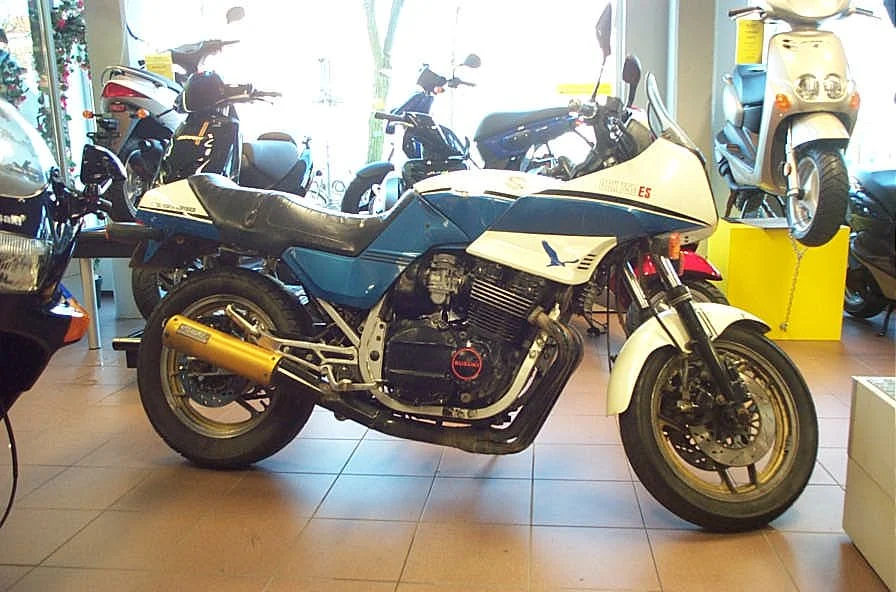 Suzuki GSX 750 ES