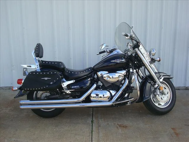 Suzuki Boulevard C90T