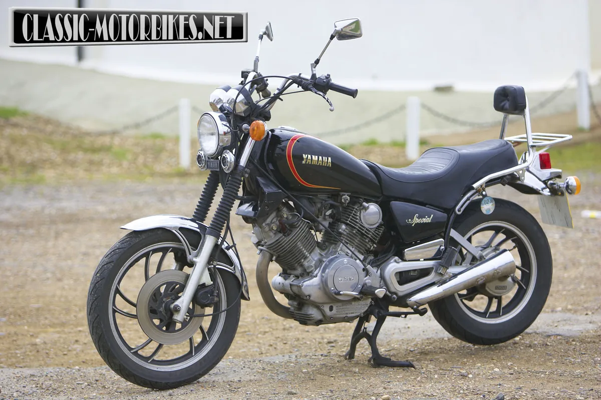 Yamaha XV 250 (reduced effect)