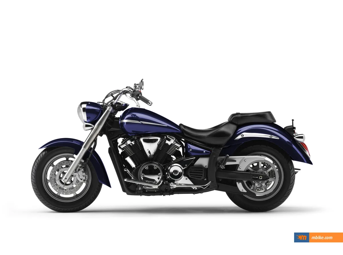 Yamaha XVS 1300 A Midnight Star