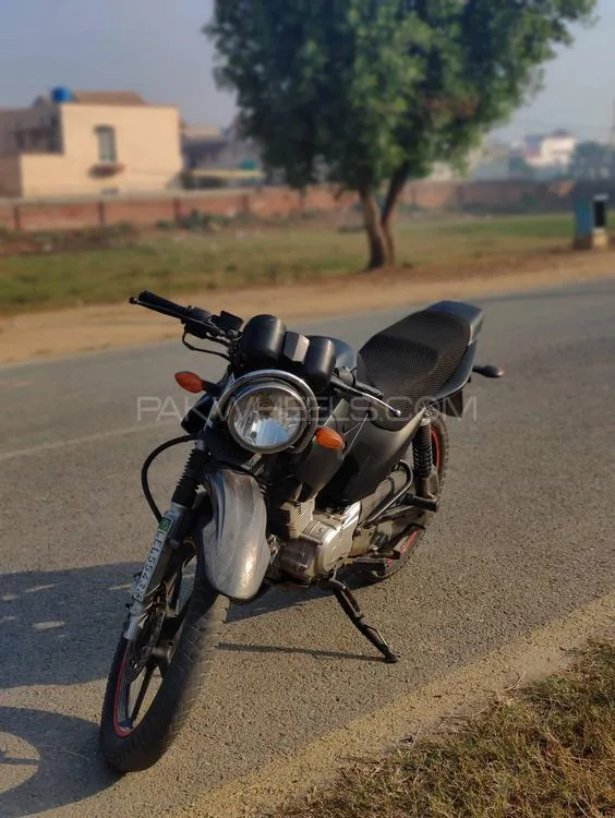Yamaha YBR 125