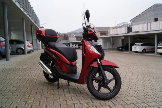 Honda SH 125i Sporty