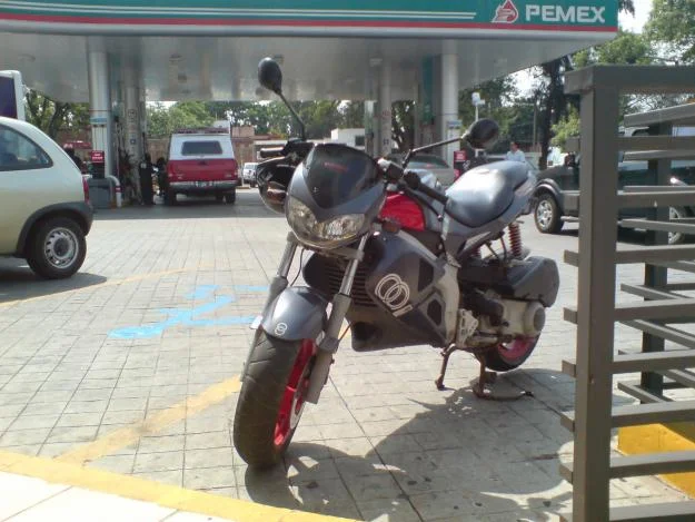 Gilera DNA 180