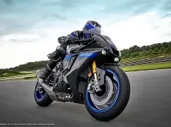 Yamaha YZF-R 1 M