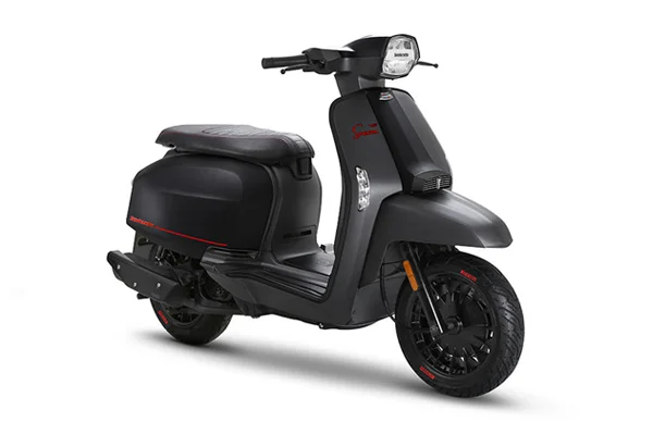 Lambretta V125 Special Pirelli Edition