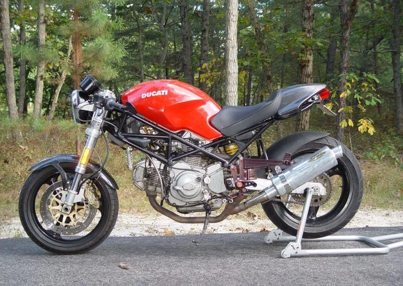 Ducati Monster 750