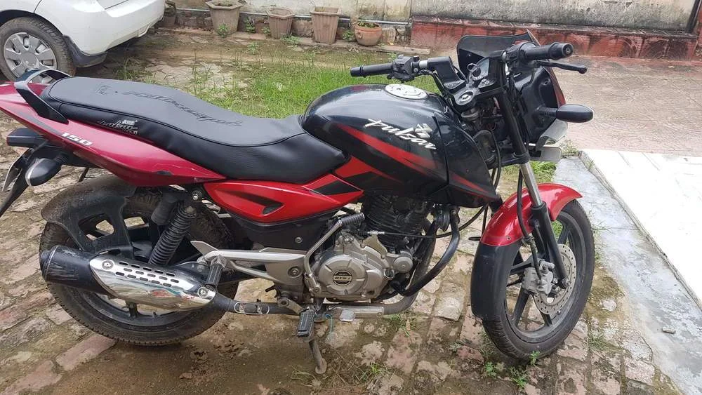 Bajaj Pulsar 150