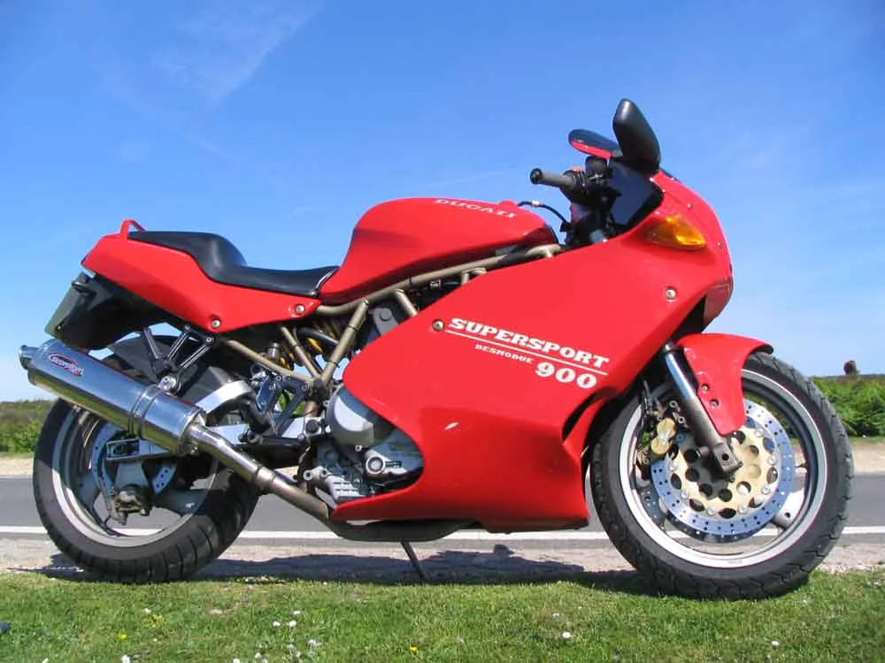 Ducati 900 Superlight