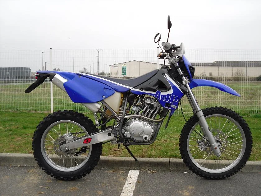 AJP PR4 125 Supermoto 2008