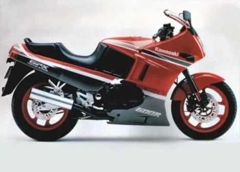 Kawasaki GPX 600 R
