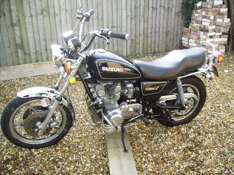 Suzuki GS 550 M Katana
