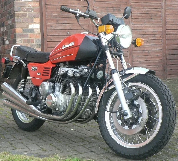 Benelli 900 Sei