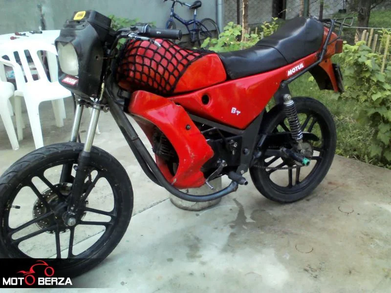 Tomos BT