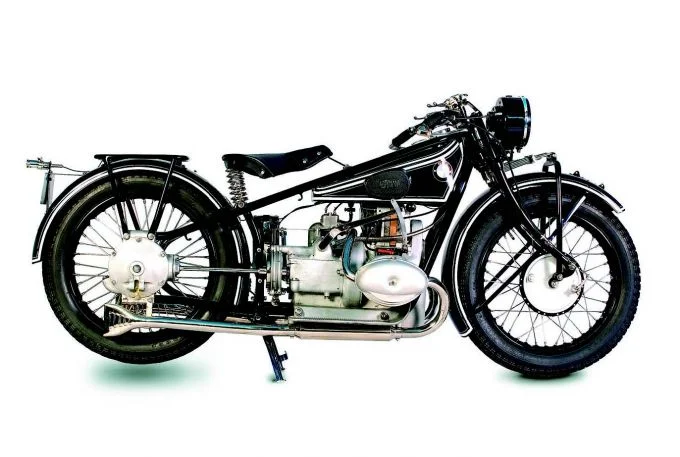 BMW R57