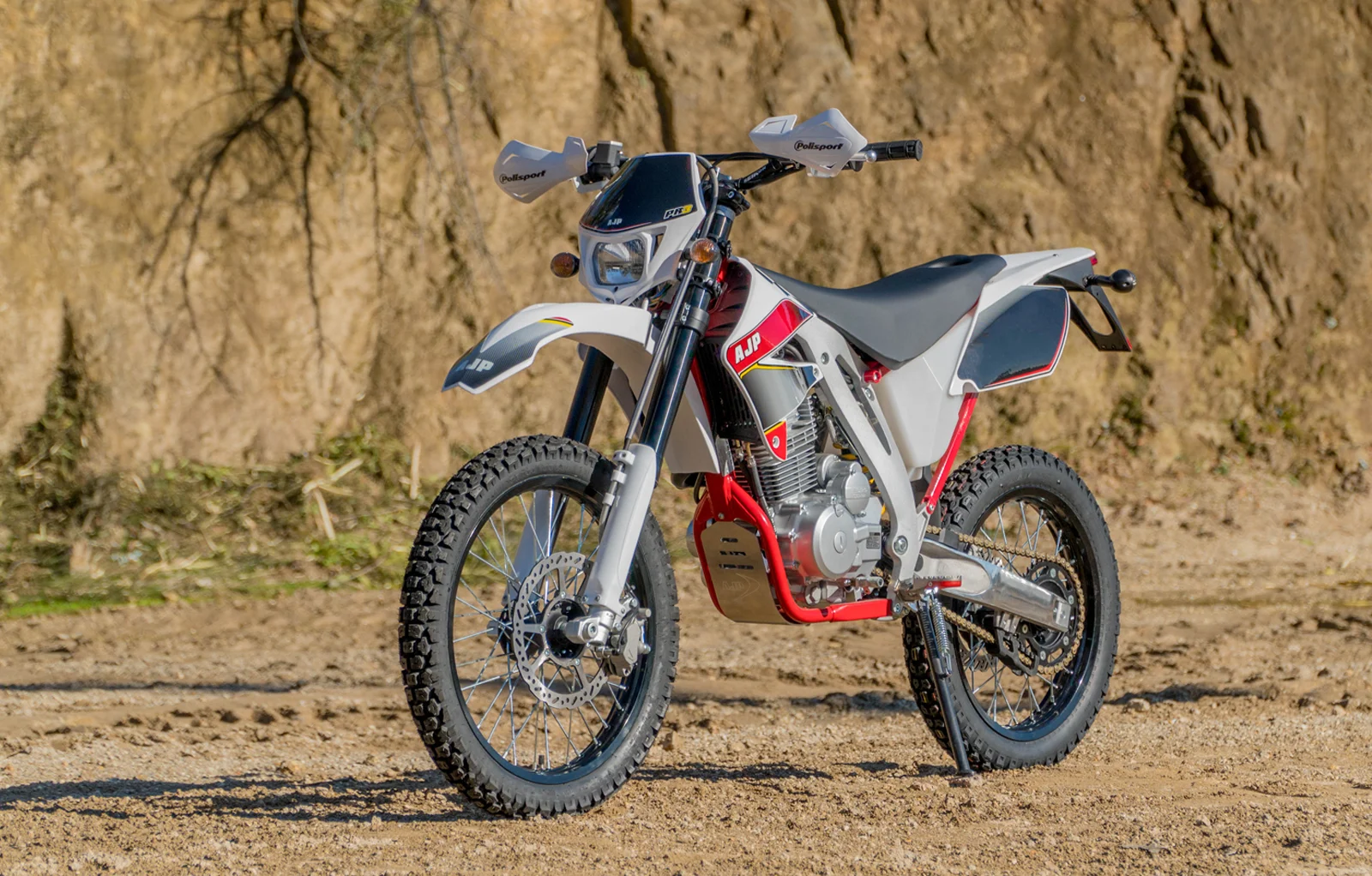 AJP PR3 Enduro 240 2018