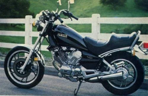 Yamaha XV 500