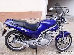 Hyosung GF 125