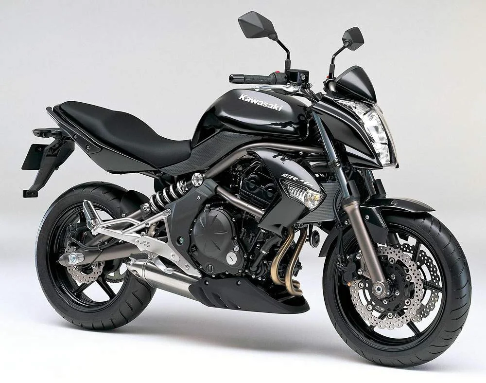 Kawasaki ER-4n