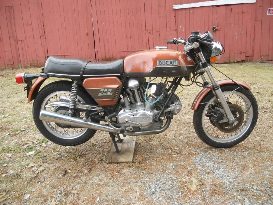 Ducati 750 GT