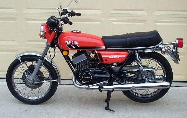 Yamaha RD350B