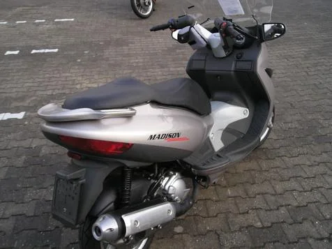 Malaguti Madison 250
