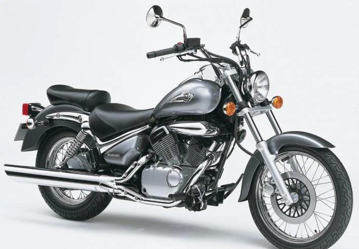 Suzuki Intruder 125 LC