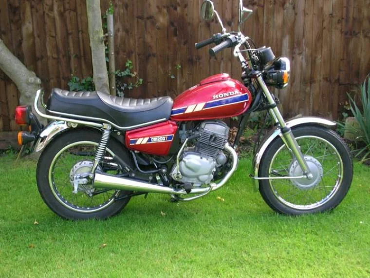 Honda CM 200 T