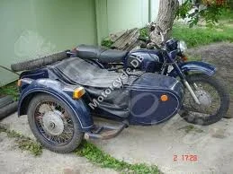 Dnepr MT 11 (with sidecar)