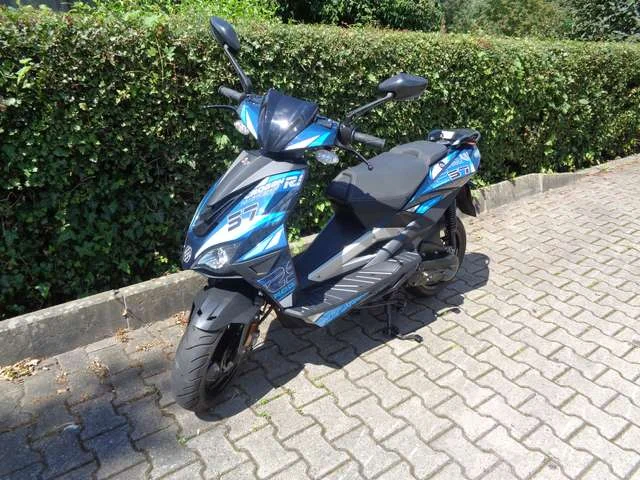 Motowell Crogen City Ltd 2017