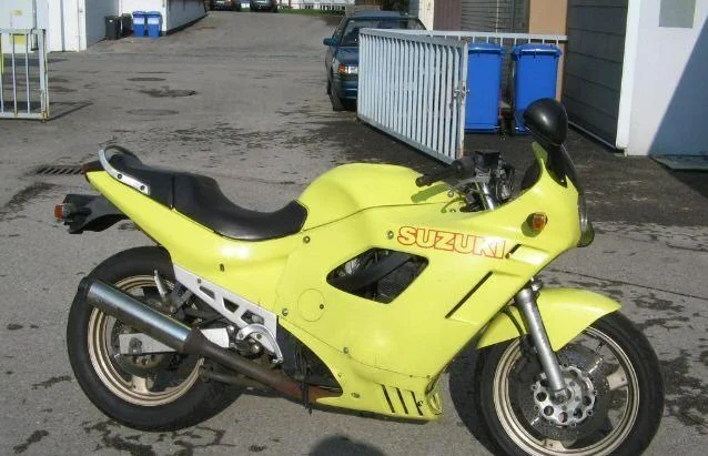 Suzuki GSX 600 F