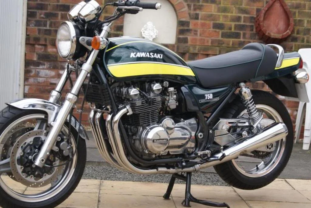 Kawasaki Zephyr 750 (reduced effect #2)