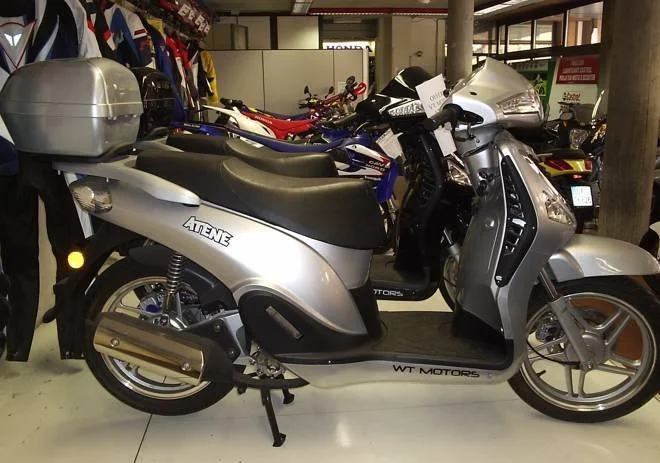WT Atene 125 2010
