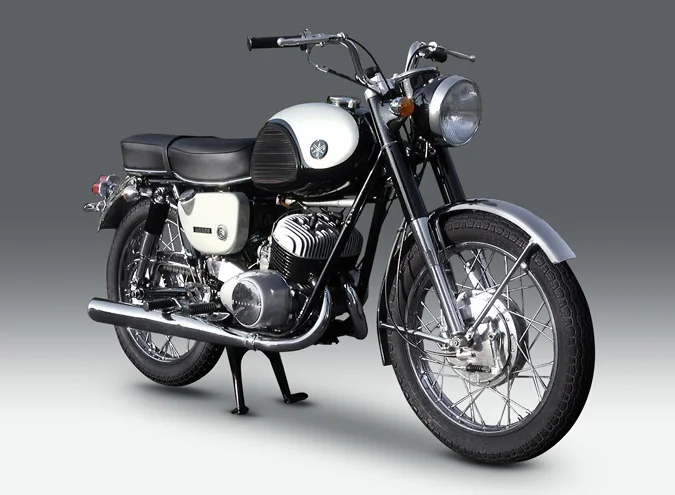 Yamaha YDS 3