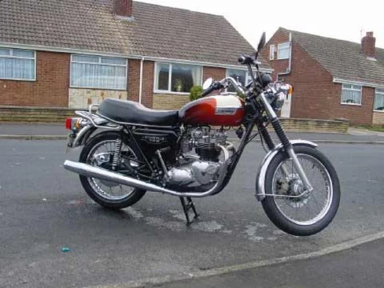 Triumph T 140 E Bonneville